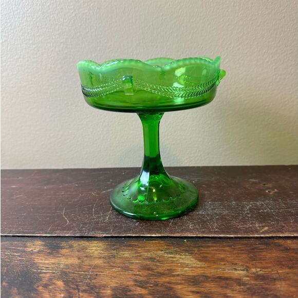 Jefferson Glass 1904 Green Opal Alpine AKA Swag Wreath & Brackets Footed Compote - Picture 3 of 13
